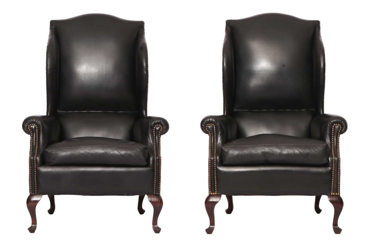 Coppia di poltrone bergere inglese vintage in pelle nera